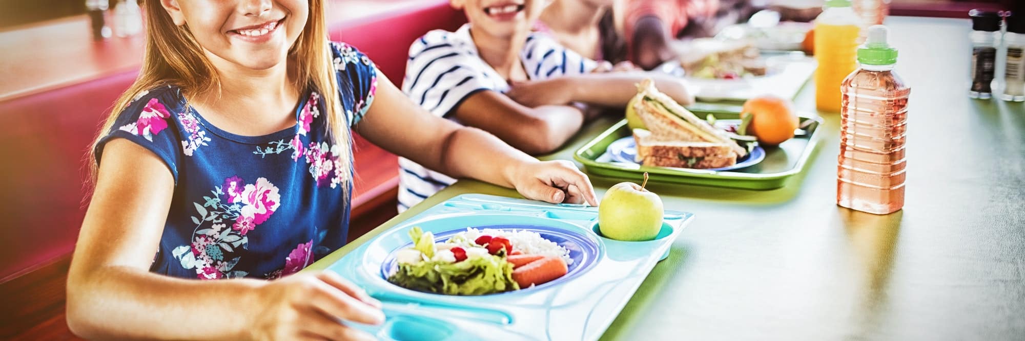 Children eating at the canteen